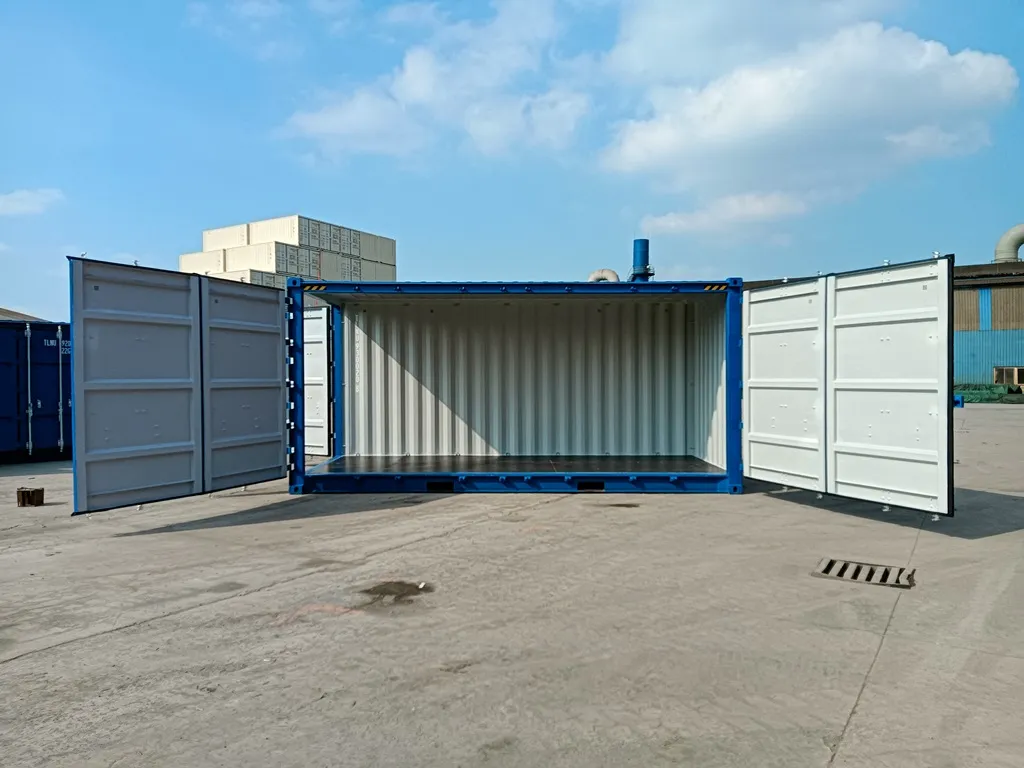 20-Fuß Open-Side-Container mit vollständig geöffneter Seitenöffnung, Blick in den Innenraum.